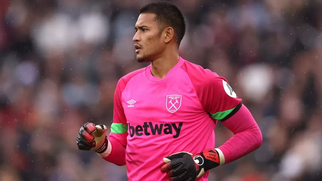 The coveted goalkeeper position in the TOTW for this game was claimed by West Ham's shot-stopper Alphonse Areola.