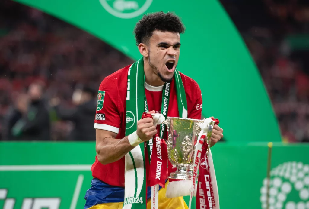 Luis Diaz with the Carabao Cup trophy