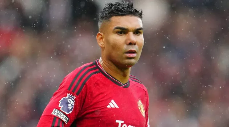 Casemiro Blue Card