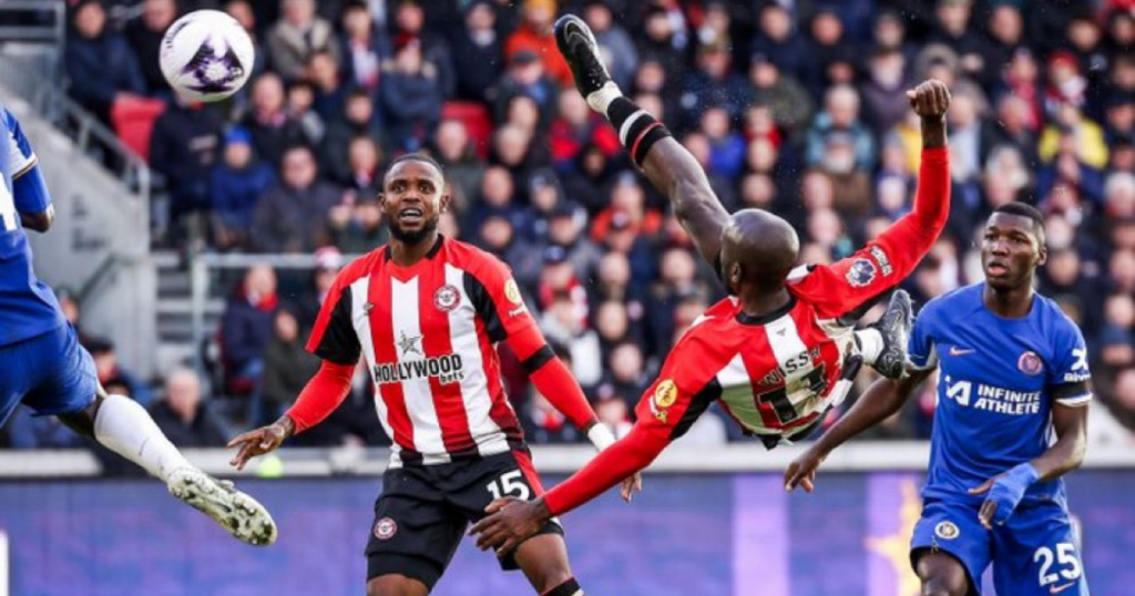 Brentford during 2-2 draw (Credit: Getty)