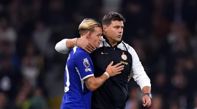 Mauricio Pochettino and Mykhailo Mudryk in Chelsea