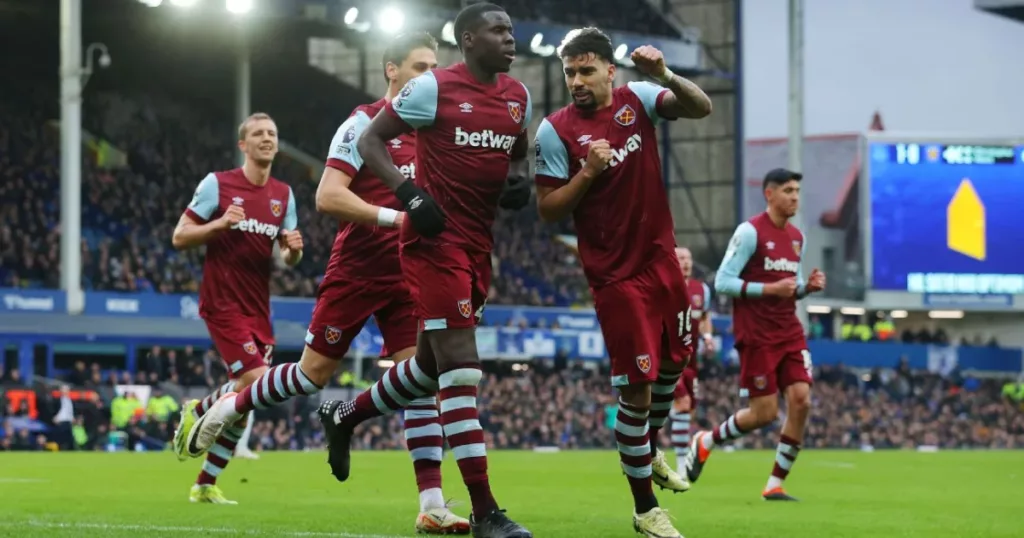 Kurt Zouma and Lucas Paqueta celebrate West Ham goal (Credits: Getty)