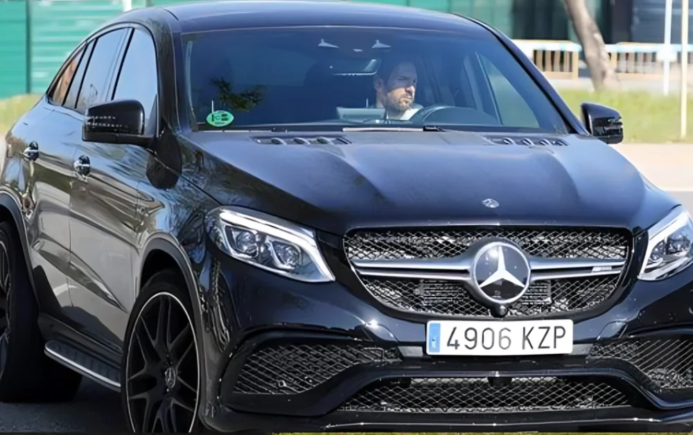 Lionel Messi's Car Collection- Mercedes