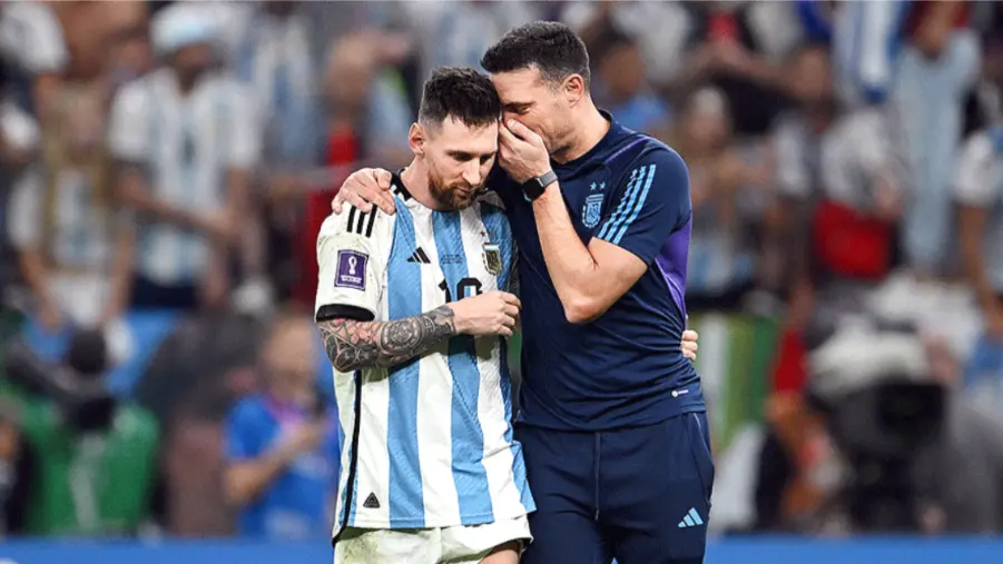 Argentina Manager Lionel Scaloni with Lionel Messi