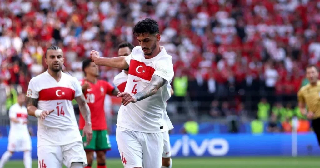 Turkiye defender Samet Akaydin