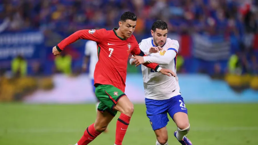 Theo Hernández in action for France