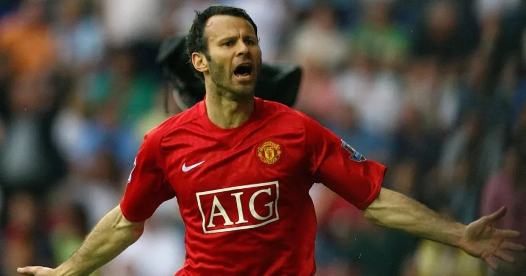 Manchester United legend Ryan Giggs is the player with the most Premier League Titles with 13 to his name