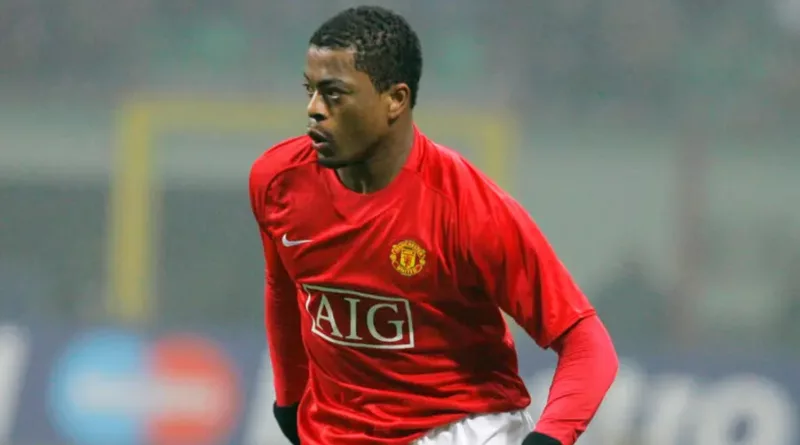 Paul Scholes wanted Patrice Evra to be sold by Manchester United