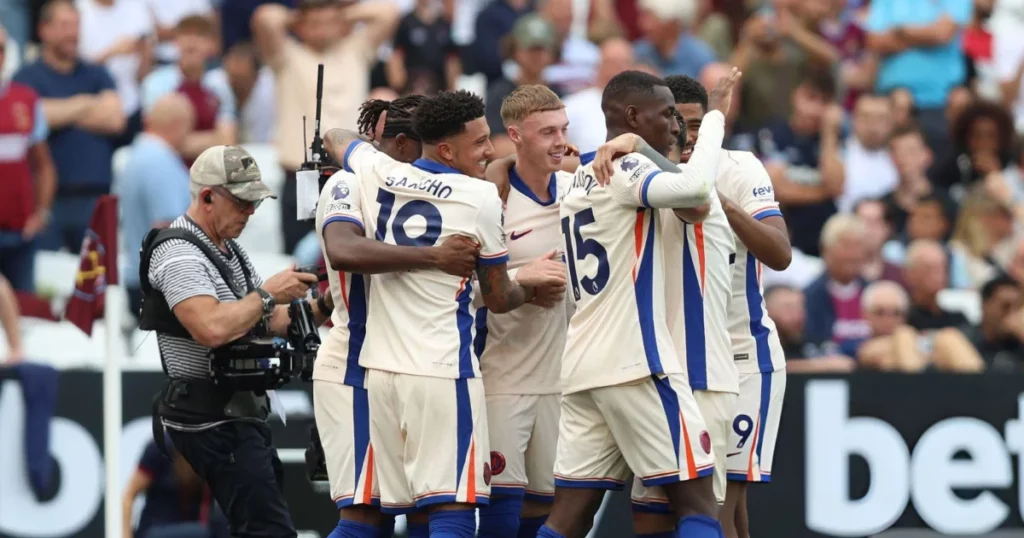 Chelsea 3-0 ahead during the Premier League match between West Ham United FC and Chelsea FC at London Stadium