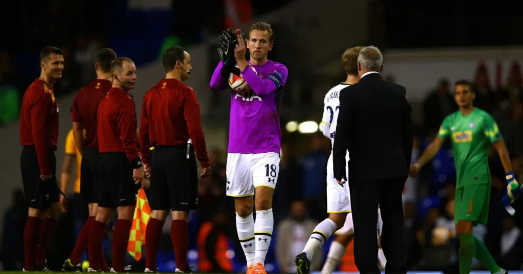 Harry Kane becomes the goalkeeper after Hugo Lloris was sent off