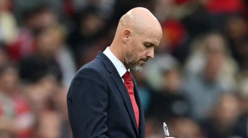 Manchester United boss Erik ten Hag left frustrated after Mohamed Salah nets third goal