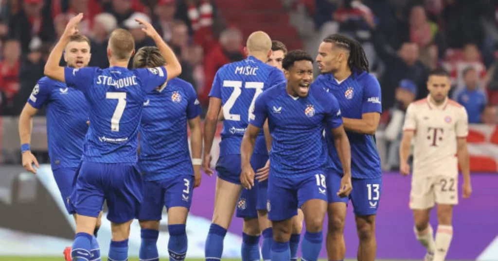 Dinamo celebrate after scoring