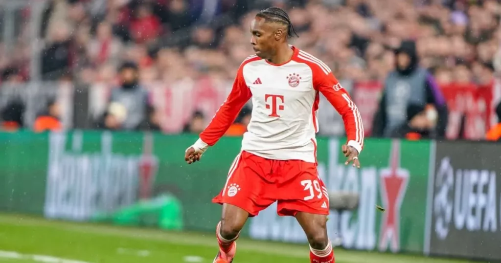 Mathys Tel Bayern Munich