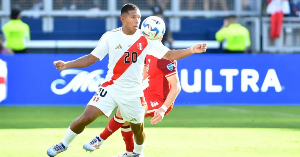 Edison Flores