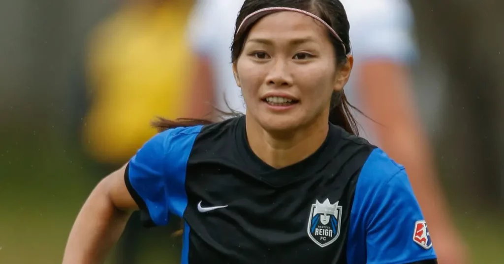 hottest female footballers Nahomi Kawasumi