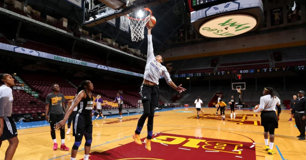 WNBA Dunk