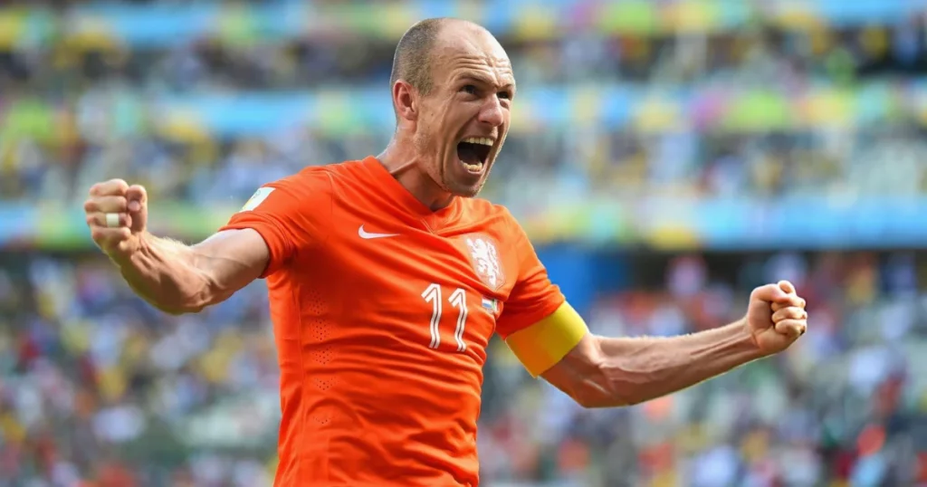 Arjen Robben celebrates his goal