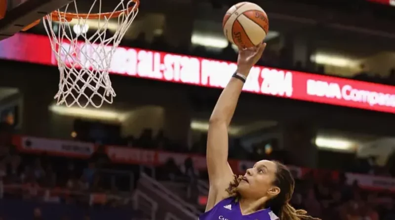 Best WNBA Dunks of All Time