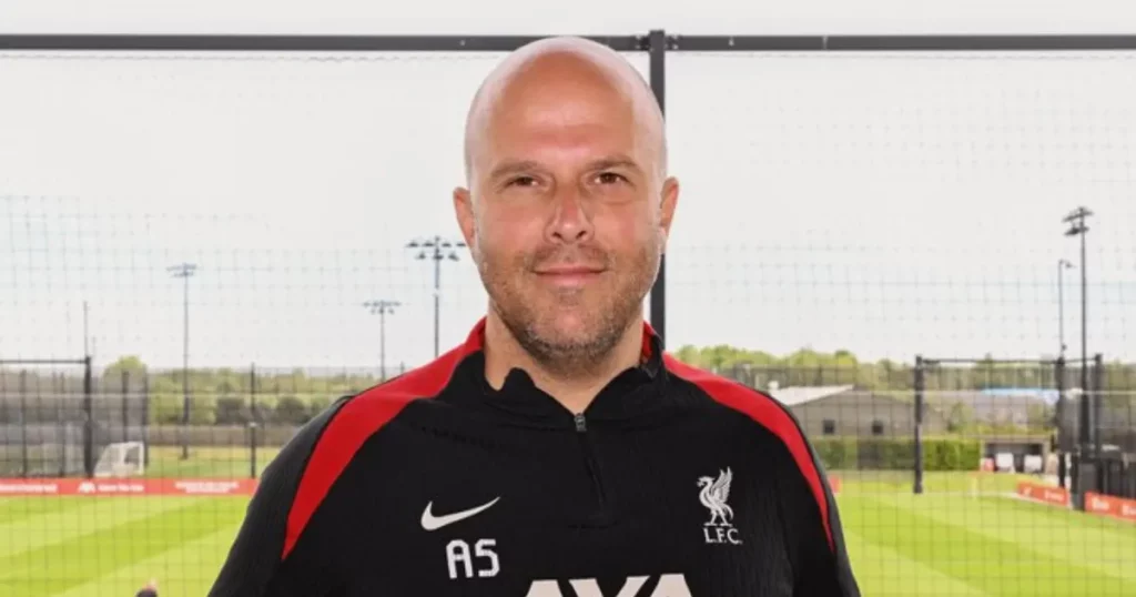 Arne Slot as Liverpool Arne Slot