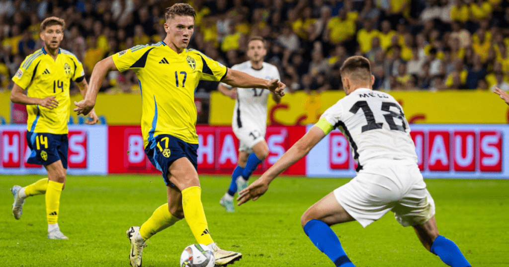 Viktor Gyokeres in action for Sweden national team in UEFA Nations League 