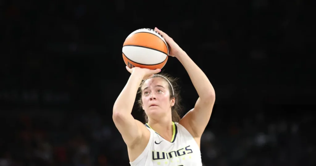 Maddy Siegrist with ball