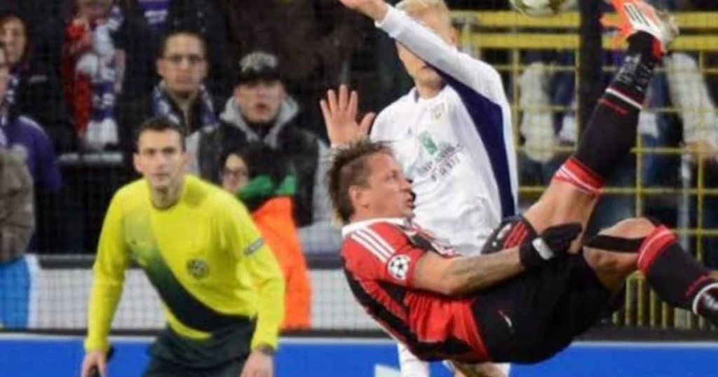 Philippe Mexes (Image Credit: X/@PatElPelirrojo)