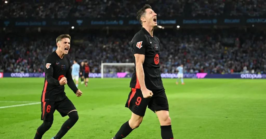 Robert Lewandowski and Gavi celebrating Barca 2nd goal vs Celta Vigo in La Liga (Credit: Getty Images)