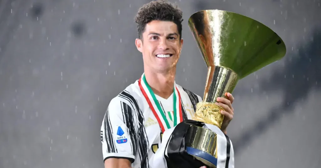 Cristiano Ronaldo with the Serie A title