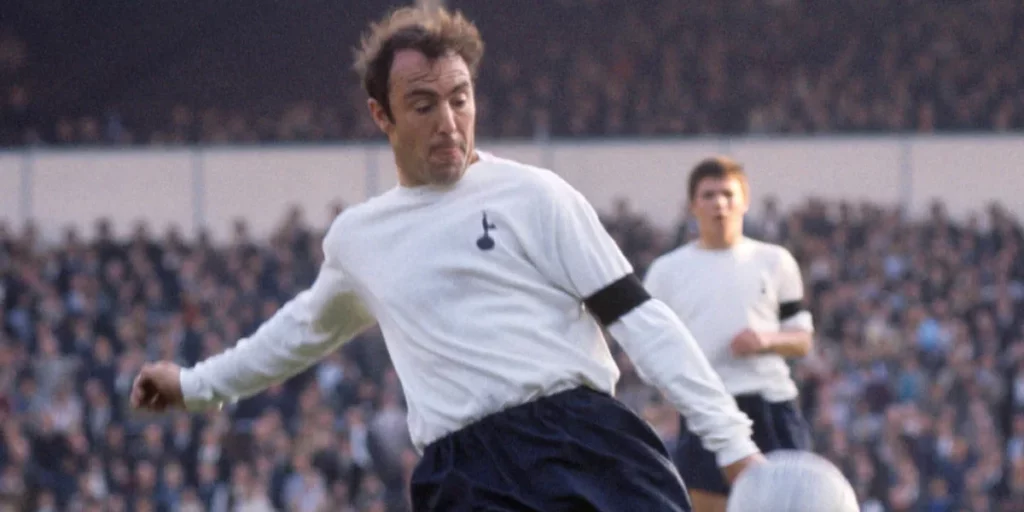 Jimmy Greaves playing for Tottenham