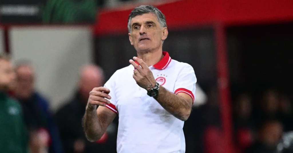 Olympiacos manager Jose Luis Mendilibar