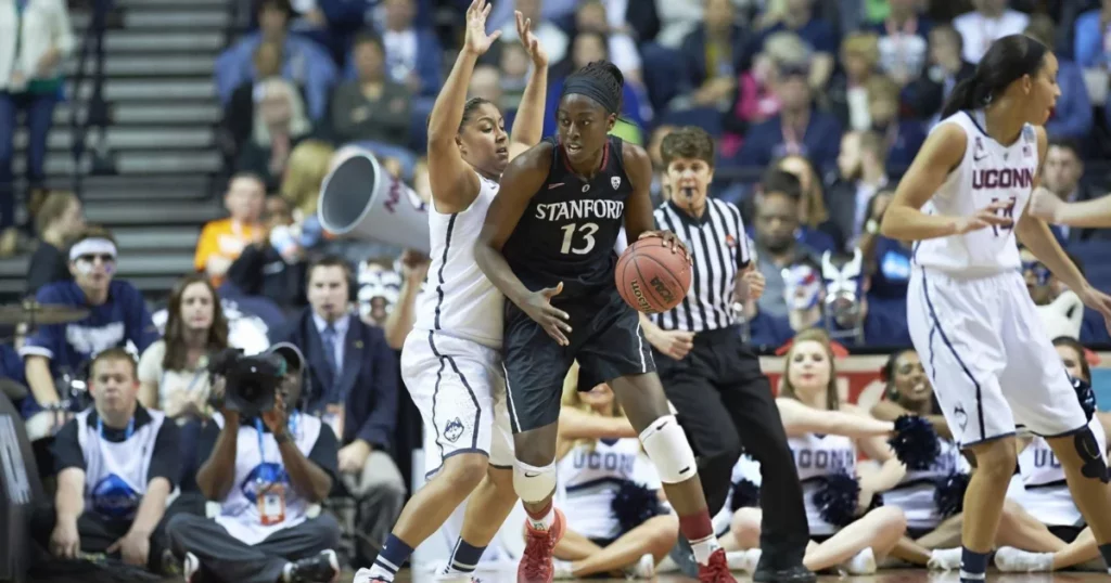 Chiney Ogwumike Career