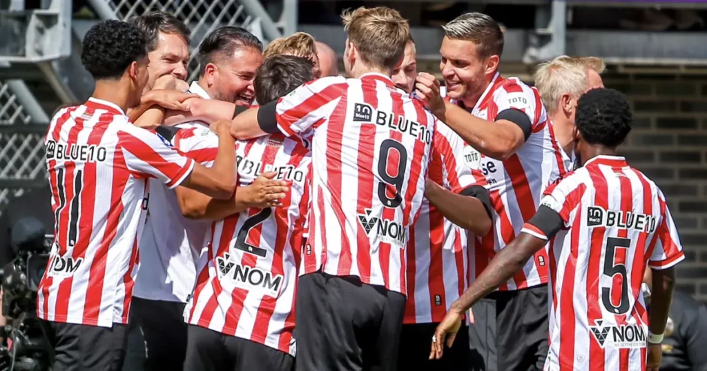 Sparta Rotterdam Players celebrating a goal in Eridivise (Credit: Twitter)