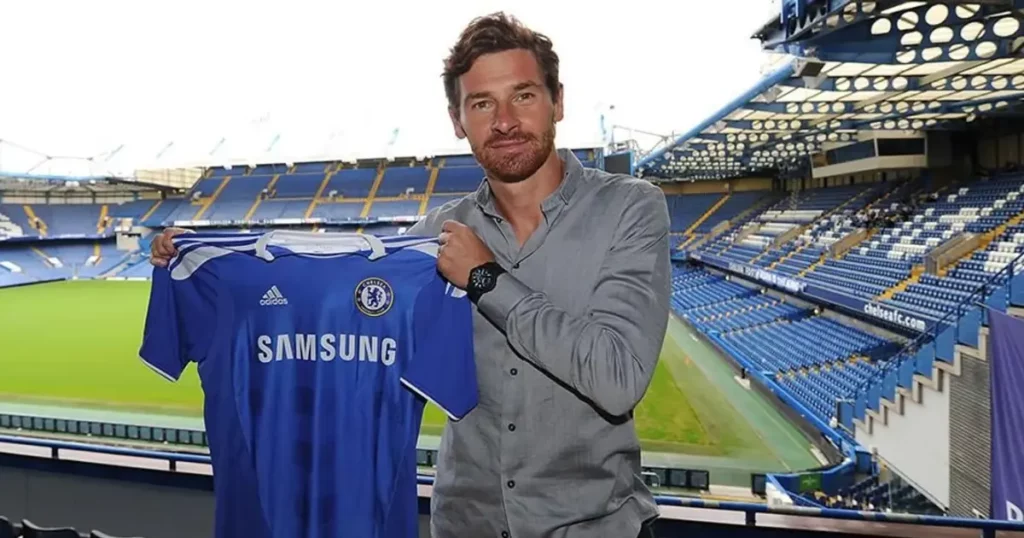 Andre Villas-Boas signing as Chelsea boss (Credit: Premier League)