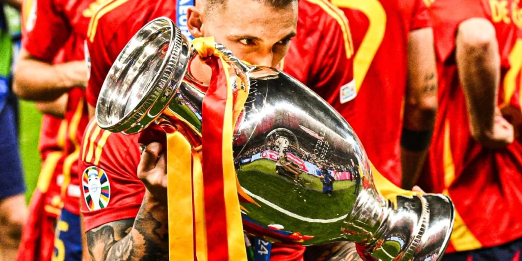 Alejandro Grimaldo with the Euros trophy 