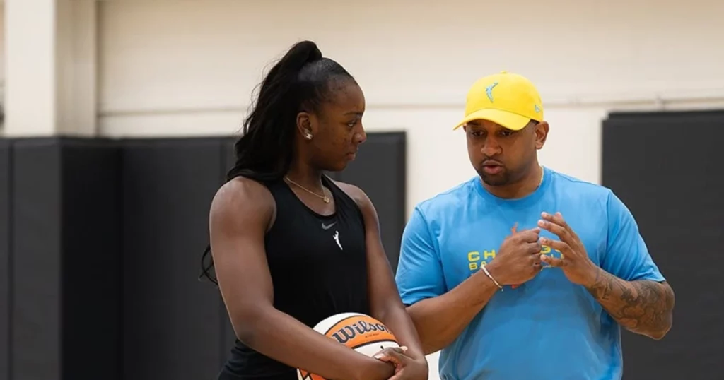 Chicago Sky Coach