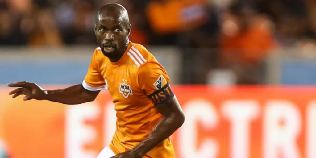 DaMarcus Beasley playing for Houston Dynamo