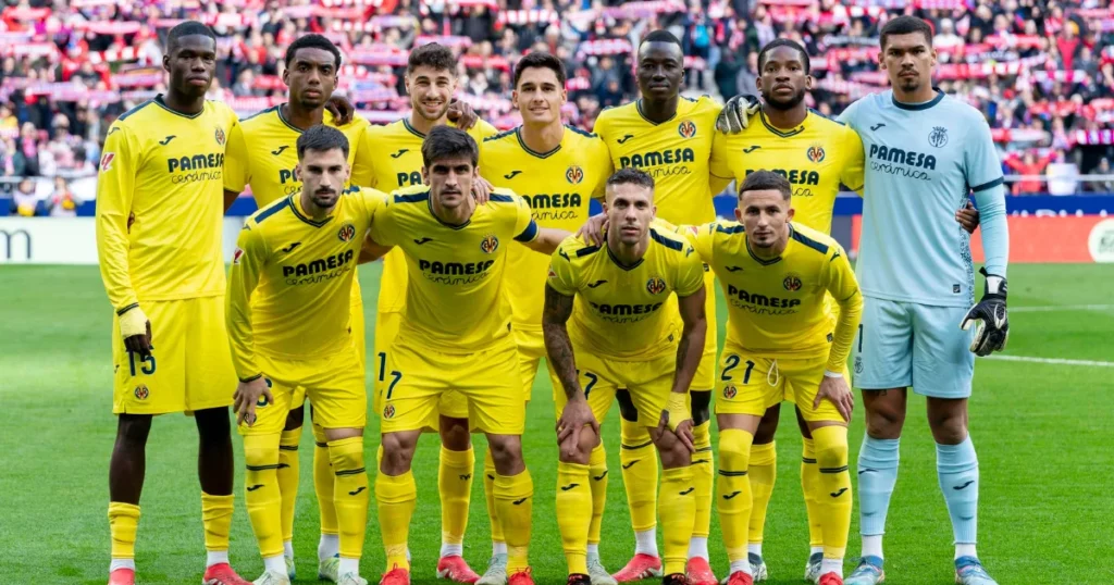 Villareal players ahead of their game against Atletico Madrid