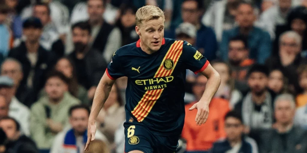 Van de Beek was a dangerous presence for Girona in the first half