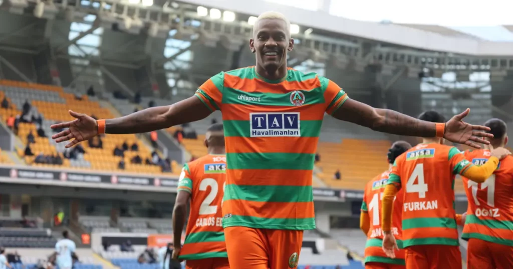 Sergio Córdova of Alanyaspor