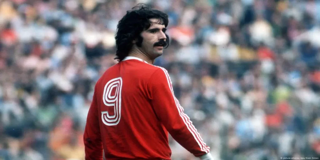 Gerd Muller (Image Credits -X -@CFC_Holly)