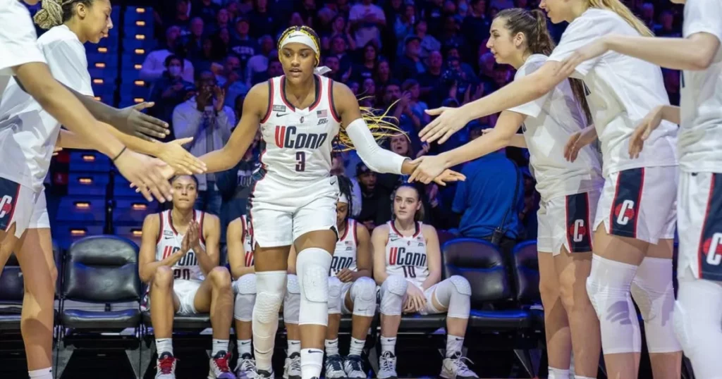 Aaliyah Edwards at UConn