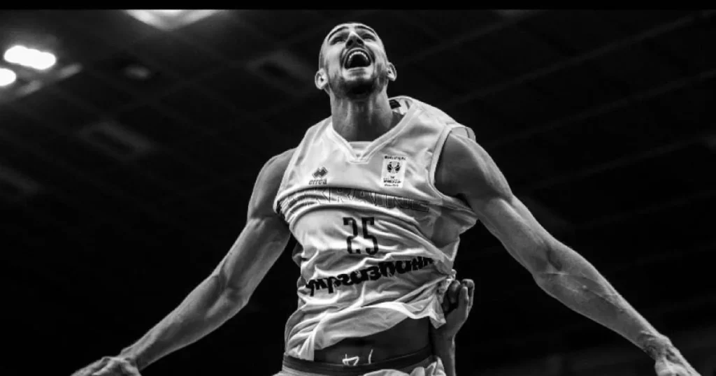 Alex Len