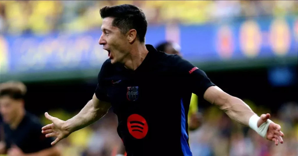 Robert Lewandowski celebrating
