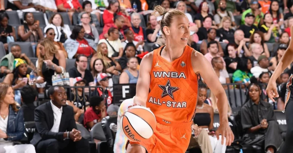 Courtney Vandersloot
