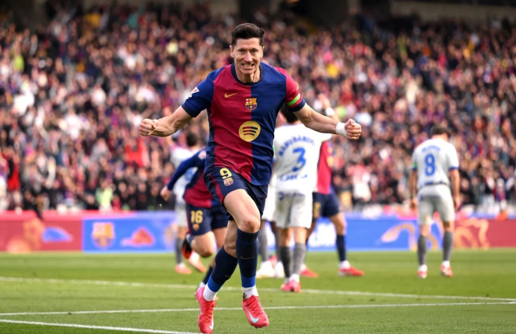 Robert Lewandoski celebrates after scoring