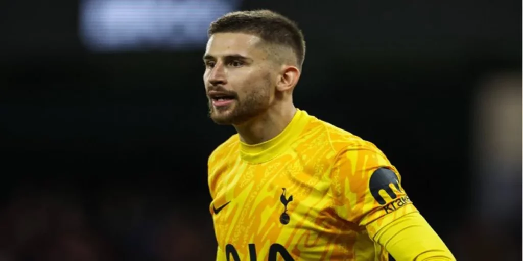 Guglielmo Vicario (Image Credits- X - @SpursFR)