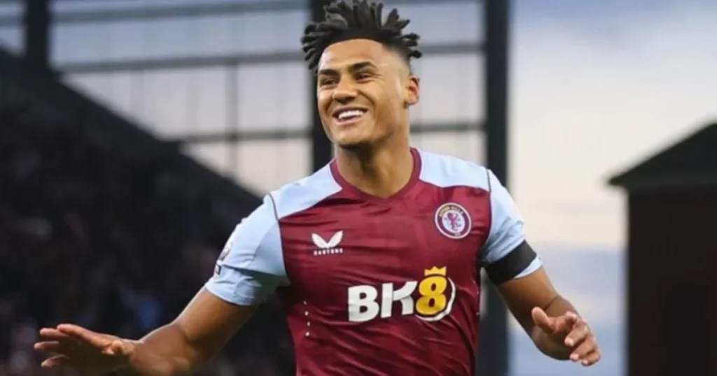 Ollie Watkins of Aston Villa