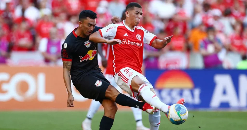 Gabriel Carvalho in action for Internacional