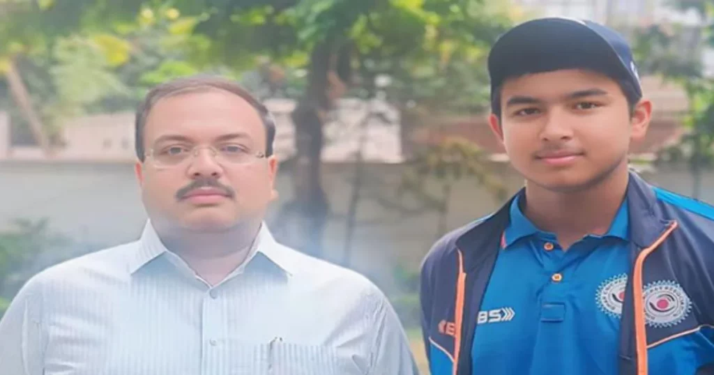 Vaibhav Suryavanshi with his father