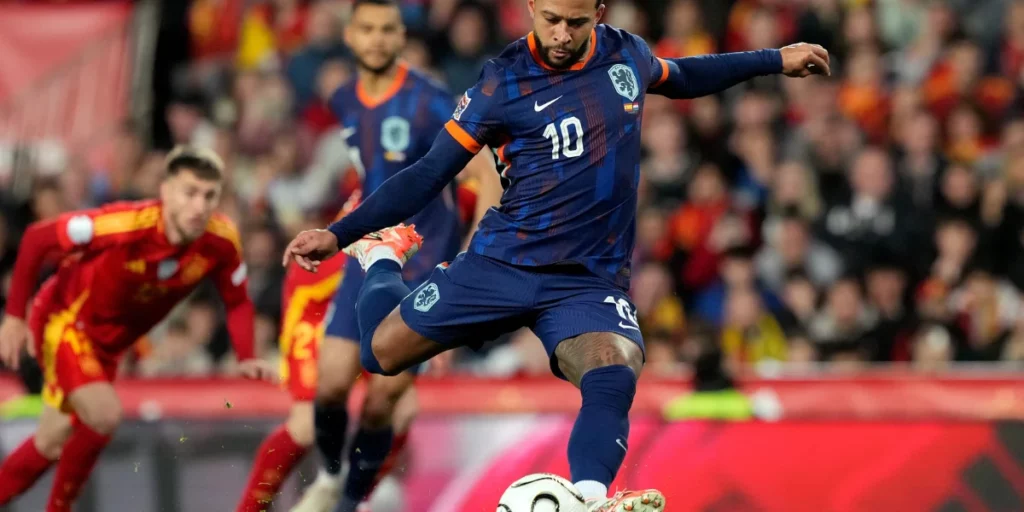 Memphis Depay for the Netherlands 
